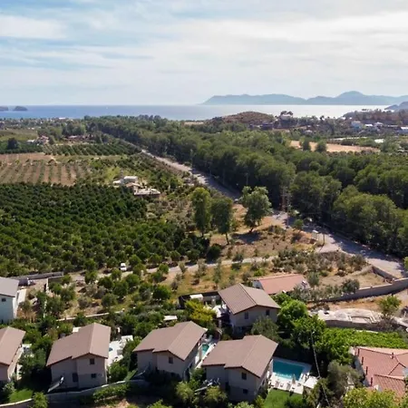 Gorgeous With Private Pool And Jacuzzi In Villa *