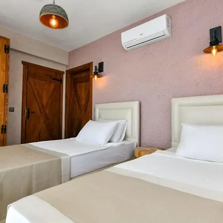 Gorgeous With Private Pool And Jacuzzi In Villa *