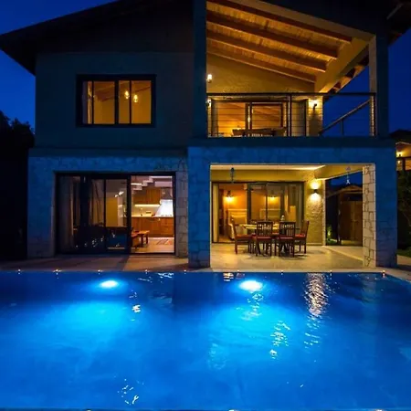 Gorgeous With Private Pool And Jacuzzi In Villa *