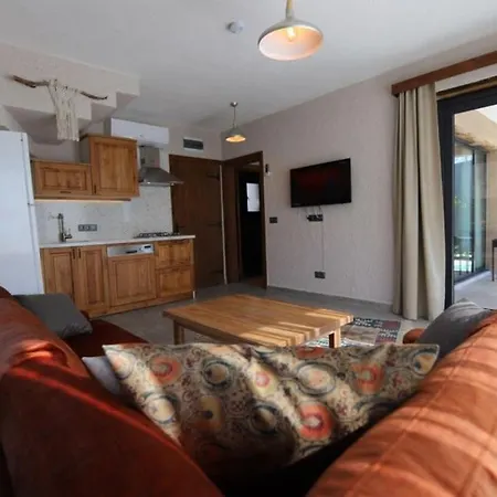 Gorgeous With Private Pool And Jacuzzi In